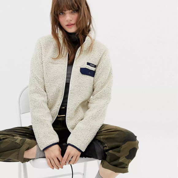 Columbia Jackets & Blazers - Columbia Mountain Side Heavyweight Full Zip Fleece Sherpa in Cream size Large